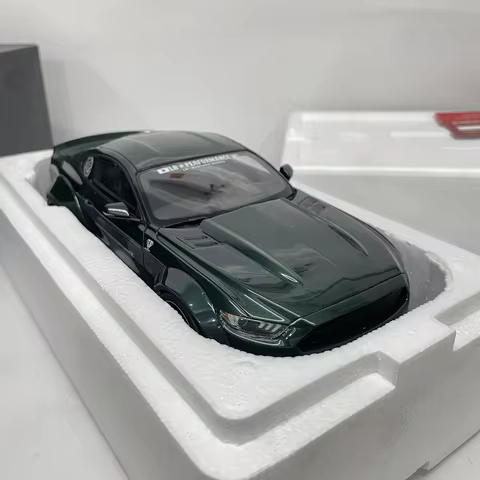 GT Spirit Resin Material 1:18 Scale Ford Mustang LB Widebody Simulated Resin Static Car Model