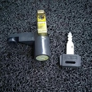 LC-135 / DV-110 / LC-135 NEW SEAT LOCK KEY