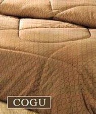 ∞妍妍精緻生活館∞"正版"低調奢華義大利名牌"COGU" designed by COSIMO GUCCI床包抱枕五件組( 雙人 )圖片顏色僅供參考