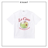 Kloset Design Le Coconut T-Shirt (SS25-T020-C) เสื้อยืดทรงคลาสสิก ตัดเย็บจากผ้าคอตตอนเนื้อหนานุ่ม ใ