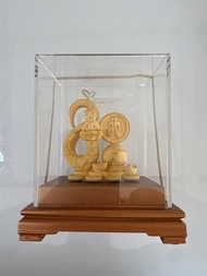 銀行金色擺設