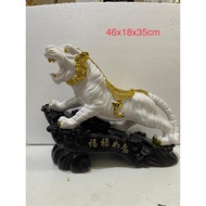 White tiger statue fiber white tiger pe ho tiger various sizes
