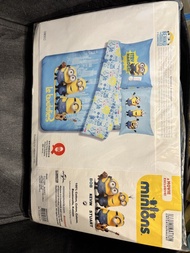 Minions 單人床笠連枕頭袋一個