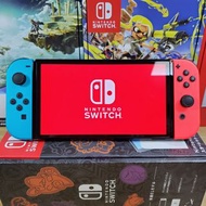 全新Nintendo Switch (OLED款式)遊戲主機JPN絕對100%保證原廠原封箱原包裝盒未開封未使用（門市開單，壹年保養，恕不議價！）——免費贈送：①香港三腳雙USB多功能火牛插座+②鋼化玻璃膜