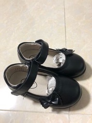 Frog 女童黑皮鞋