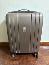 Delsey 24吋灰色旅行喼