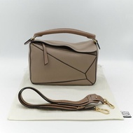Loewe 羅威 Puzzle 中型 大象灰 奶咖色 牛皮 拼圖包 斜挎包 單肩包