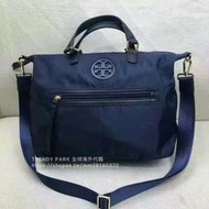 美國直送，全新正品Tory Burch TB 防水尼龍布通勤包 餃子包旅行包 背帶可調長度 可放NB 2色可選