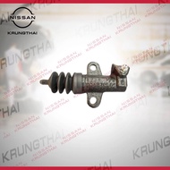 ปั้มคลัทช์ล่าง NISSAN NAVARA CALIBRE D40 NP300 D23 QR25DE 30620-EA00C