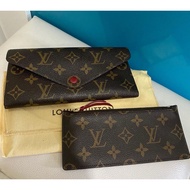 Louis Vuitton Josephine Wallet