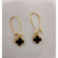 Light Gold Hanging Cv Earrings 15% (1.5 grams)