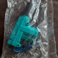 Wheels (2Wire) Master Car Door Actuator Centre Lock Gun