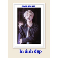 Print photos sized 30x40cm. Sharp quality.