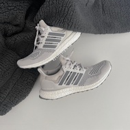 -EJ- ADIDAS ULTRABOOST 1.0 Light Gray White Elastic Covered Jogging Men's Shoes IE8976