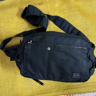 PORTER sling bag( used item)