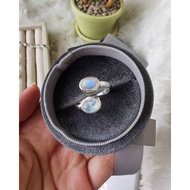 ps_present : Opal & Moonstone Rings แหวนโอปอลมูนสโตน พลอยหลังเบี้ย ตัวเรือนเงินแท้ 925