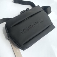 FEAR OF GOD ESSENTIALS FOG 潮牌腰包 男女運動機能多功能胸包 單肩斜挎兩用包