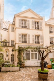 Cosy 3 bedrooms Townhouse Louvre &amp; Champs-Elysees