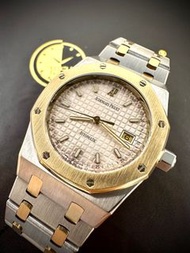 🌈🌈新返貨啦🌈🌈AUDEMARS PIGUET  AP 15000SA🧡💛ROYAL OAK 皇家橡樹系列 33mm🤍原裝白格仔面 ⛓️‍💥連原裝金鋼帶 淨錶 狀態一流👍🏻👍🏻1270C（廣華街店）