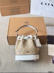 💞 Coach 迷你牛皮小水桶包