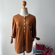 Pre-owned Akris Club brown cotton blouse with tie sleeves size 40