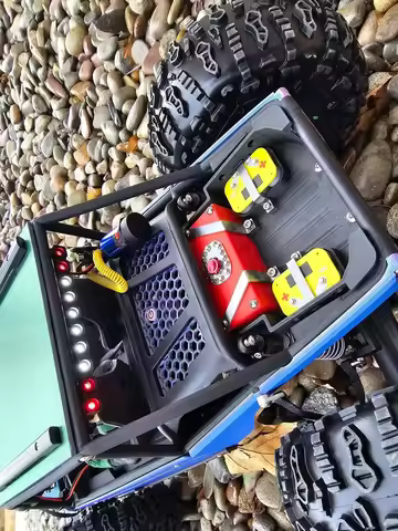 Applicable to 1/10 VANQUISH H10 OPTIC rear beds with Simulation of fuel tank and battery decoration