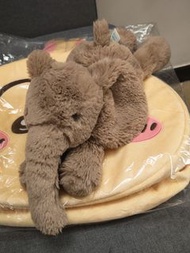 Jellycat趴大象 中size