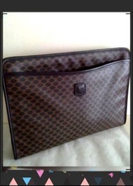 父親節禮物 法國 CELINE Triomphe CELINE  Triomphe 雙C logo 拼 Authentic Monogram pattern crossover clutch bag 