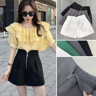 Women's big sizeShorts with elastic waistband, flattering figure, made of hard samin fabric with zip