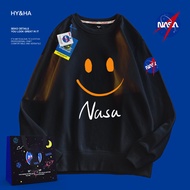 NASA Joint Smile Face เสื้อกันหนาวผู้ชายและผู้หญิงหลวมรอบคอเสื้อยืดแขนยาวลำลองนักเรียนชั้นนำ NASA j