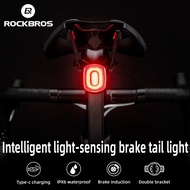 ROCKBROS ขี่จักรยานไฟท้ายจักรยานสมาร์ทอัตโนมัติเบรก Sensing แสง IPx6กันน้ำ LED ชาร์จจักรยานไฟท้าย