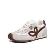 รองเท้าเทรนเนอร์ Butter Bear ร่วมสร้างสรรค์