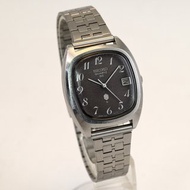 送料無料 動作品 1975年製 SEIKO QUARTZ QZ tonneau shape Dark Brown Ref.0922 男性用腕時計 手錶