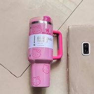 Stanley Hel Ki Tty Tumbler 40OZ Starbucks Winter Pink Tumbler Quencher H2.0 40oz Travel Tumbler Larg
