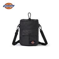 DICKIES CROSSBODY BAG - BLACK กระเป๋า กระเป๋าสะพายข้าง ผู้หญิง ผู้ชาย