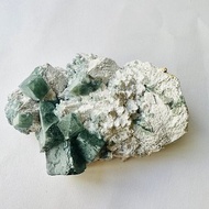 內蒙絲綢螢石 綠11•天才石•智慧•晶礦晶簇•指導靈•磁場淨化