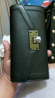 Michael kors long wallet preloved