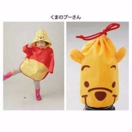 【預購】BS - 日本空運 | Akachan/阿卡將：小熊維尼，100%聚酯(防潑水傘布)造型兒童雨衣(適合身高約85-95cm、體重約13-16kg) _ 免運 。