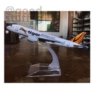 [SG FREE ] Singapore Airlines Boeing 747 777 Aircraft Model Tiger Air Airbus 320 Scoot 777 Die-cast 