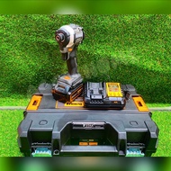 DEWALT ไขควงกระแทก รุ่น DCF85MMIT 18V 1/4" (แบต 4.0AH+แท่นชาร์จ) MCLAREN LIMITED CORDLESS IMPACT DRI