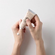 黃金乳油木莓果護手霜 滋潤不黏膩