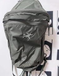 ⚡  Arcteryx Heliad 15 刺繡Logo 休閒運動 背囊  男女同款 綠色