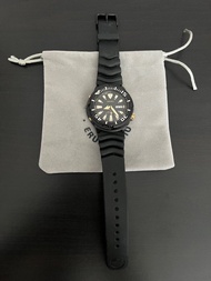 seiko automatic diver's 200m黑金色