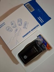 CREATIVE MEDICAL OXIMETER 血氧儀 (附電池)