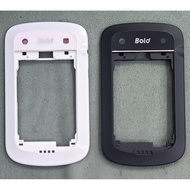 Blackberry bold 9900/9930 back bone black, white