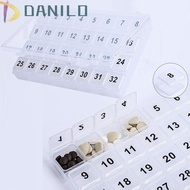 DANILO1 Medicine Organizer, Portable Plastic 32 Grid Pill Organizer Box, Reusable Clear Lightweight Compact One Month Pill Cases Holds Vitamins