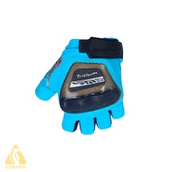 TK T4 Trilium – Hockey Player Glove