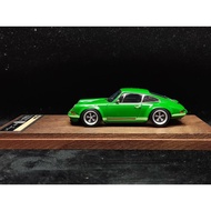 Make up Porsche 911 singer signal green 1/43 Porsche 911 964 singer signal green Rear Window Hot Win