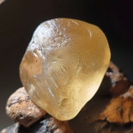 Xinjiang Desert Gobi Citrine Glass Stone Suspicious Glass Meteorite Weight 74g 4-8-21