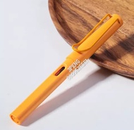 ปากกาหมึกซึม ปากกาคอแร้ง ทรง LamY  ขนาด 0.38mm (ปากกา 1 ชิ้น + หลอดสูบ + หมึก 2 หลอด)